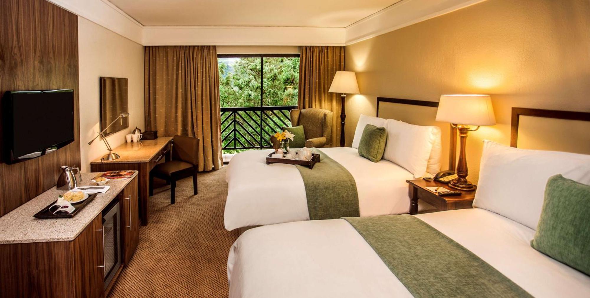 Drakensberg Sun Resort Cathkin Park Exterior photo