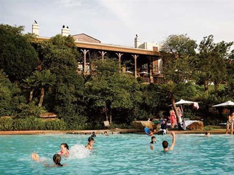 Drakensberg Sun Resort Cathkin Park Exterior photo