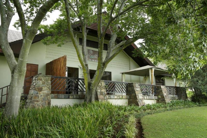 Drakensberg Sun Resort Cathkin Park Exterior photo